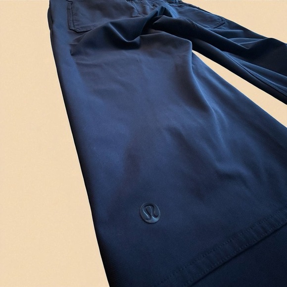 Men's Lululemon ABC Warpstreme Classic Fit 5-Pocket Pants Navy 30x33 - Picture 1 of 7